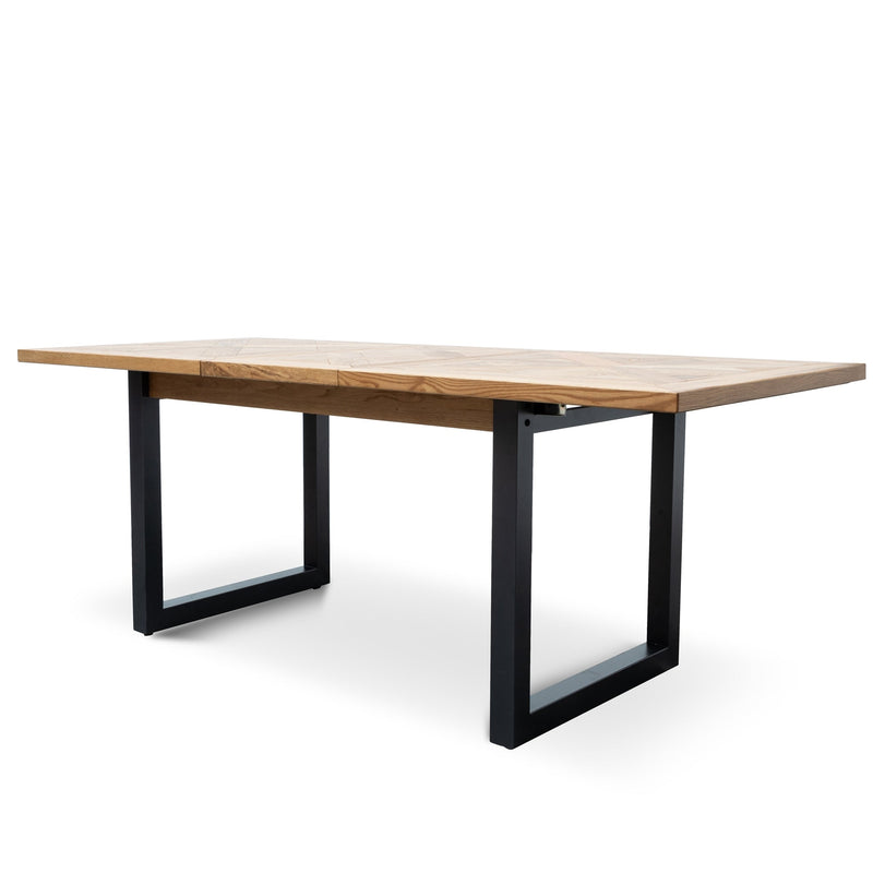 CDT2805-VN Extendable Dining table - European Oak